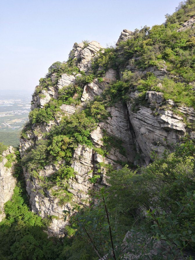 嵩山旅游攻略大全，必游景点、住宿美食一网打尽